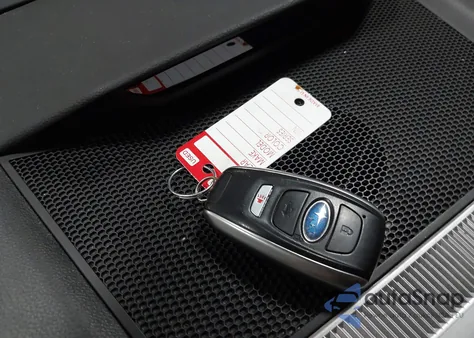 2023 Subaru Ascent Limited 7-Passenger из США, поврежденный, VIN 4S4WMASD3P3429321